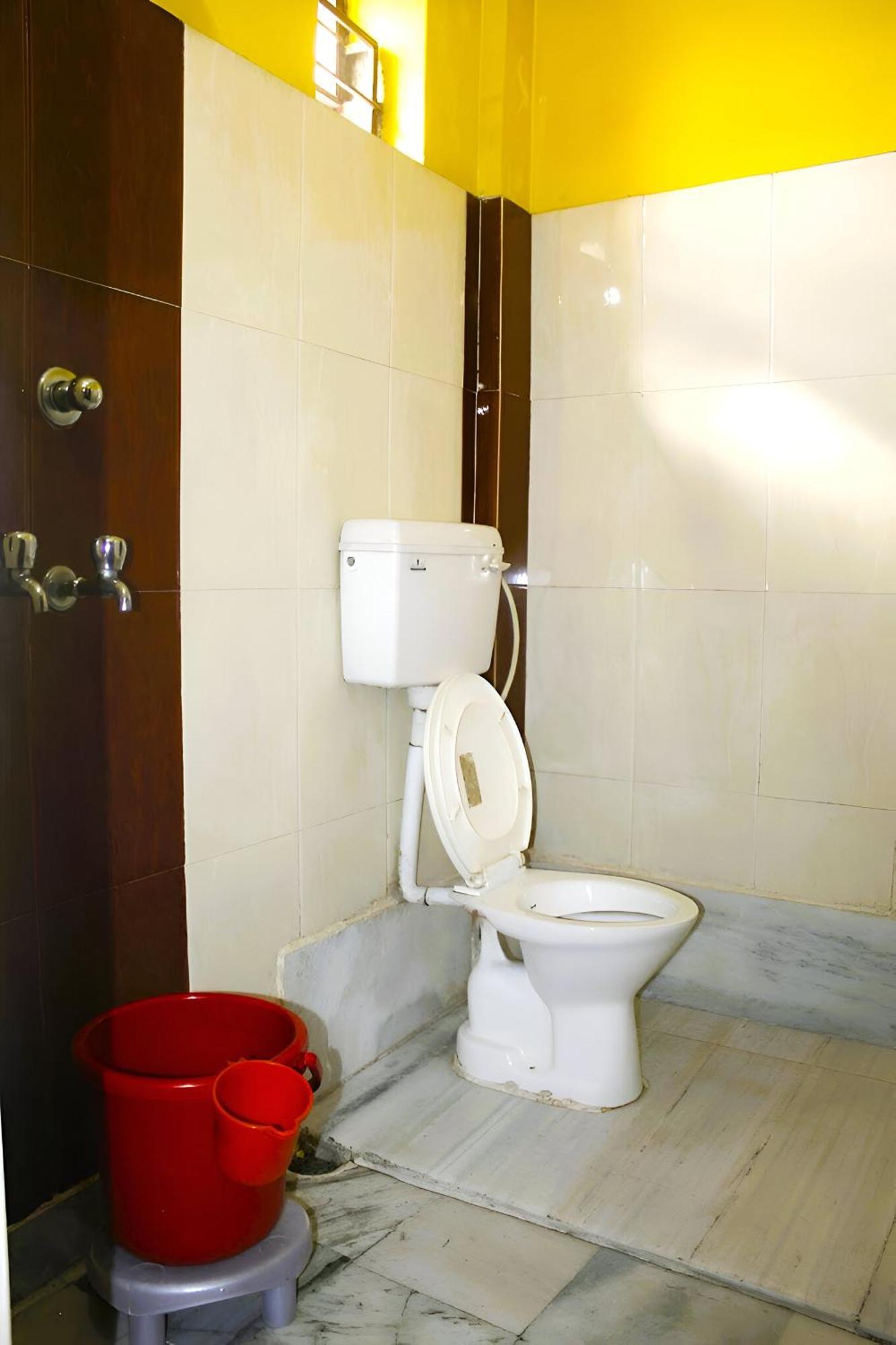 Hotel Chandrakala Regency 300 Meters From Dhanbad Railway Екстериор снимка